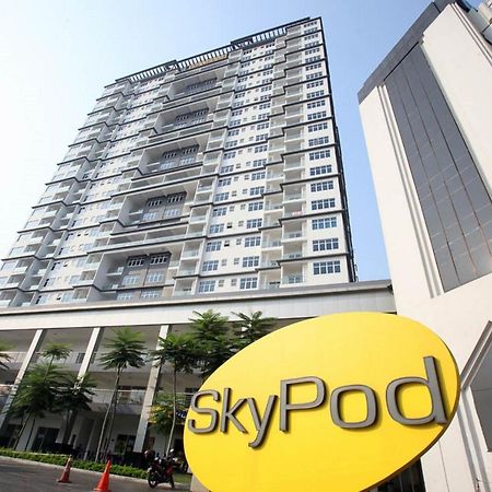 Skypod Residence Пухонг Екстериор снимка